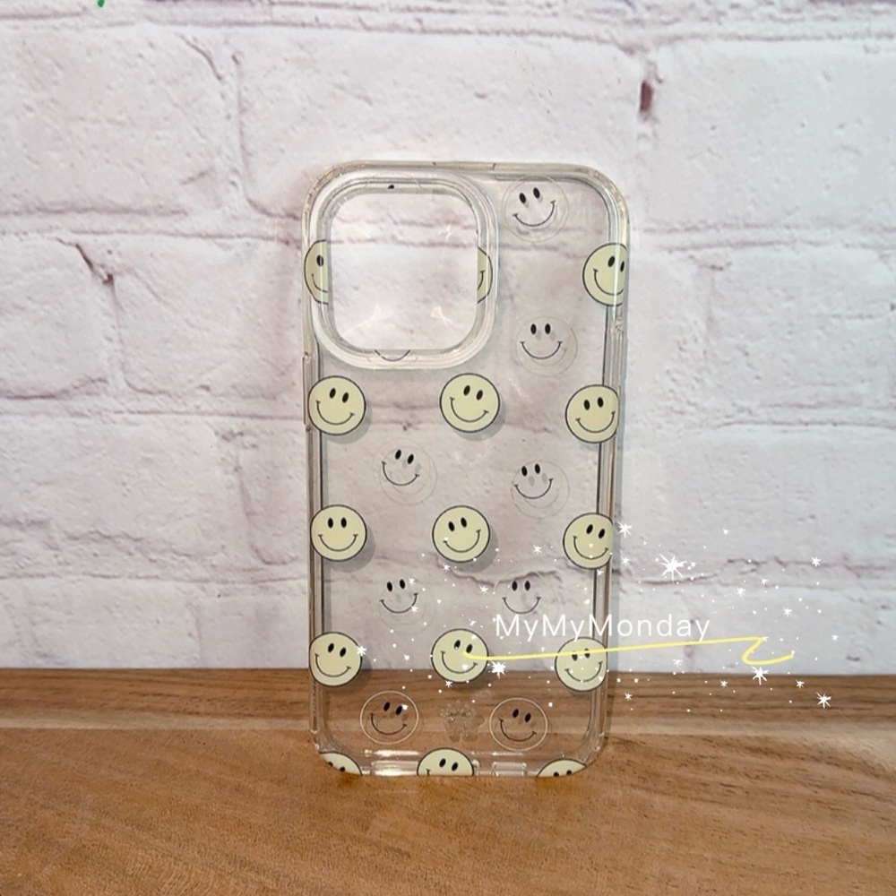 Velvet Caviar Smiley Face Phone Case IPhone 14 Pro Max - Picture 2 of 3